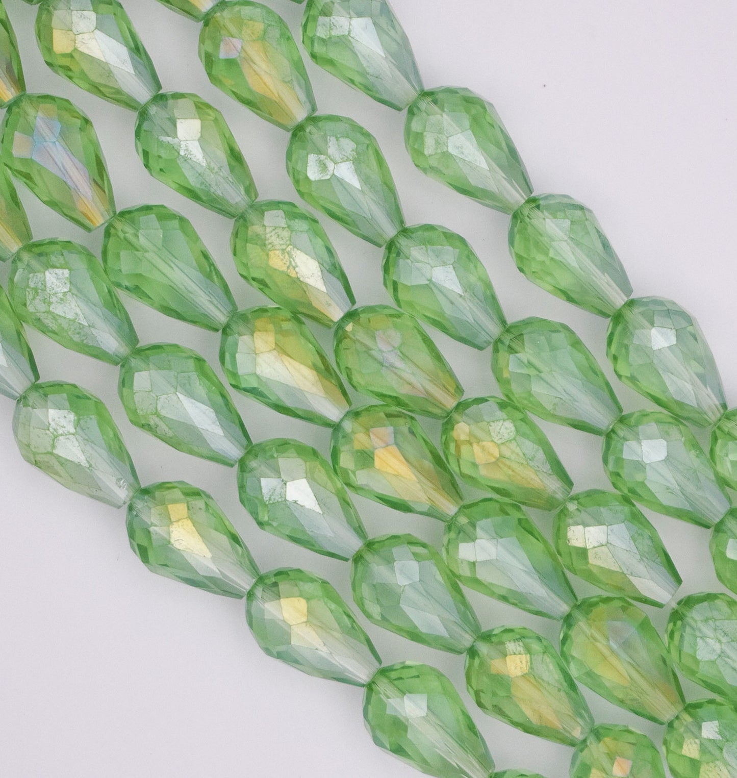 CRYSTAL ~10x15MM PALE GREEN