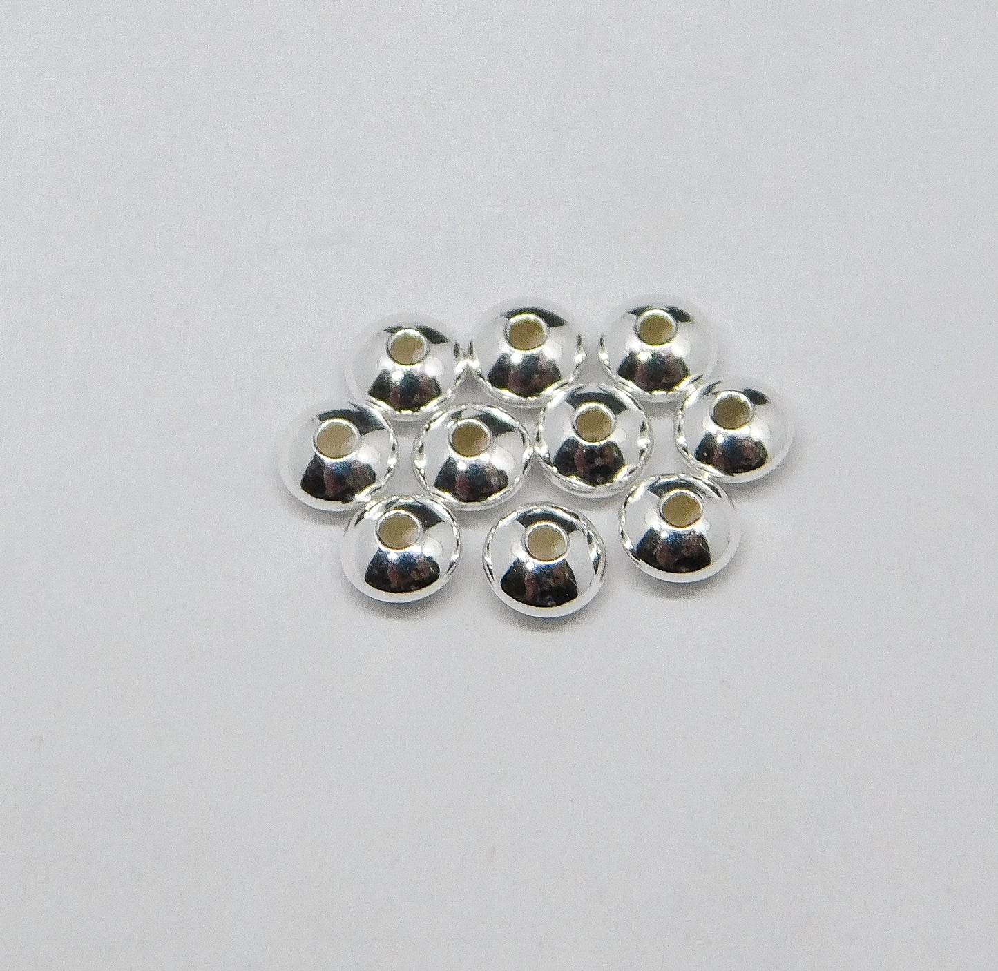 BRIGHT SAUCER BEADS 3MM