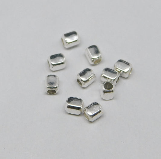 SQUARE BEADS 2x2.5MM