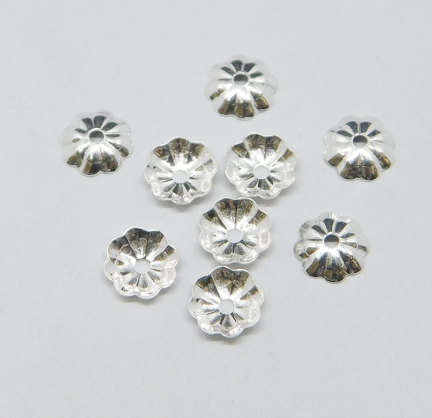 BEAD CAPS 5MM FLOWERS