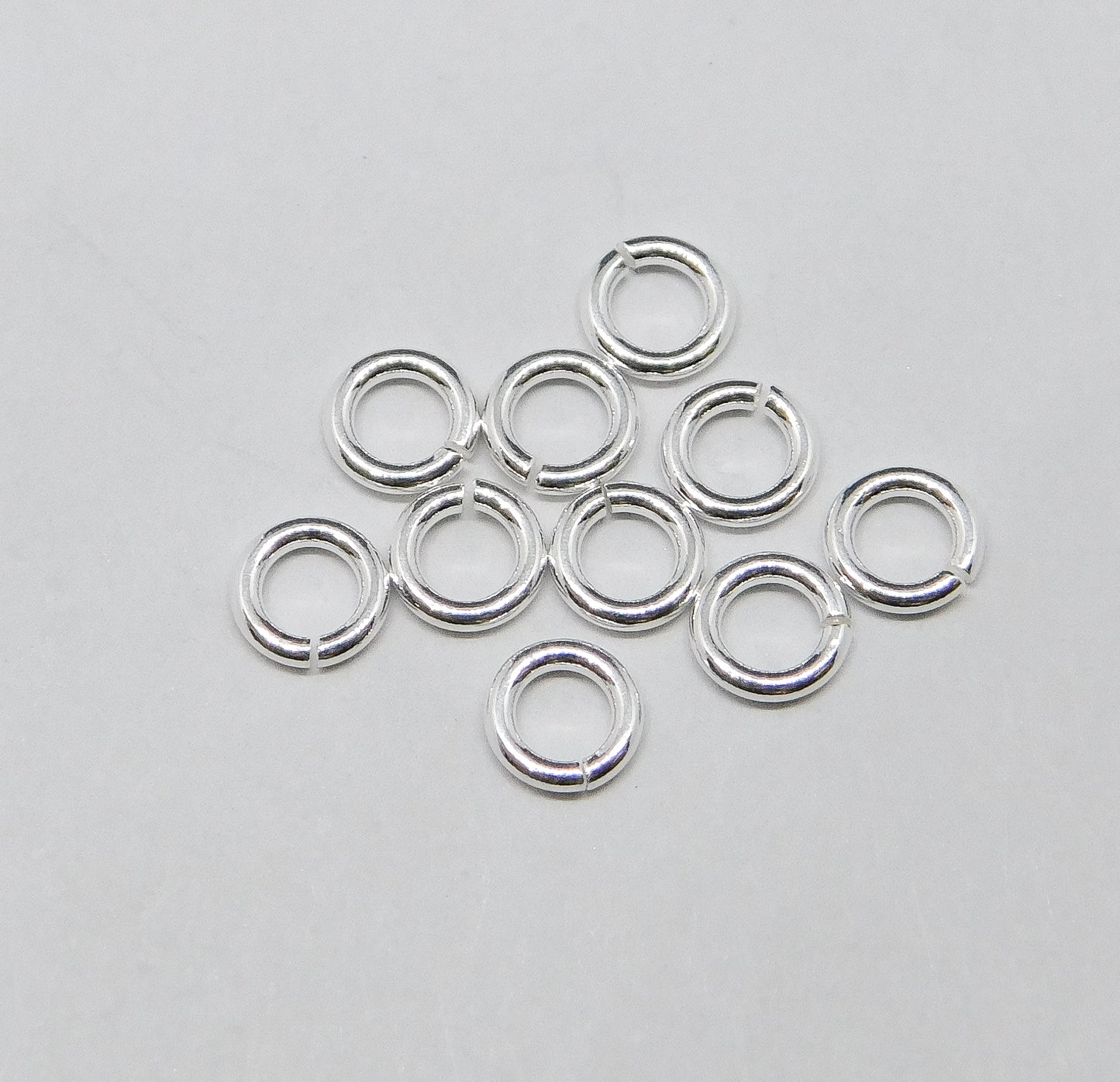 JUMP RING - ROUND 4MM