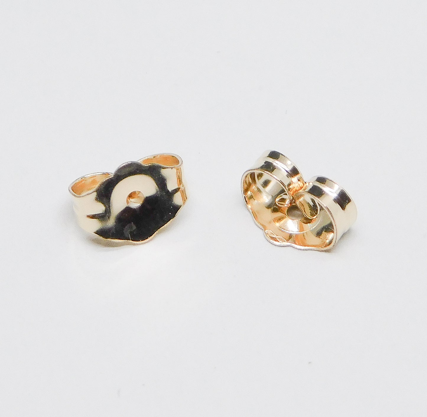 EAR NUTS 4.65x6MM